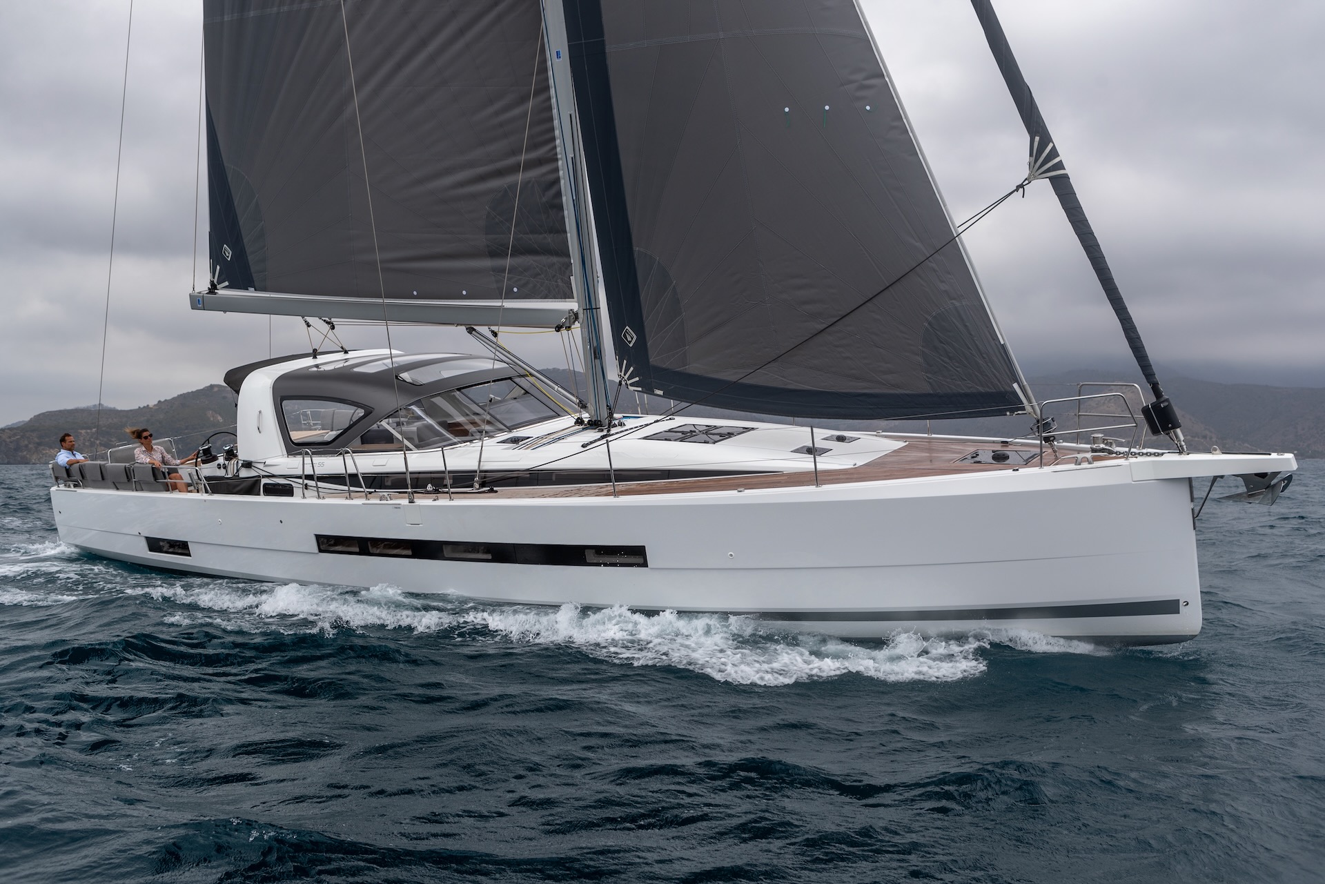 Jeanneau Yacht 55